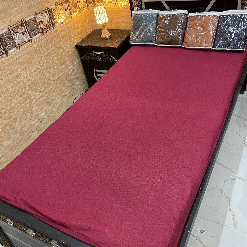 Single Bed Water Proof Matress Safegaurd